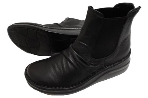 【インコルジェ 8438 ブラック】本革カジュアルサイドゴアブーツ